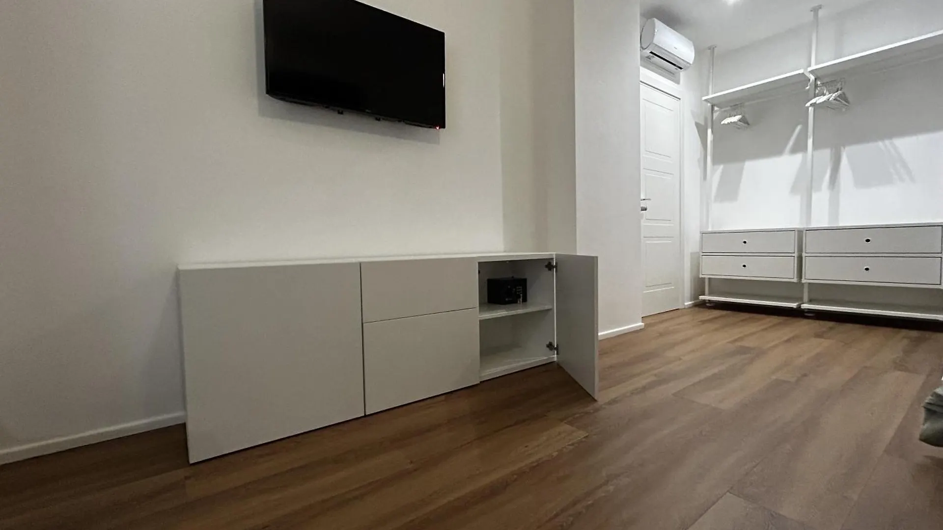 Bed & Breakfast Il Ninfeo San Giovanni Roma Italy